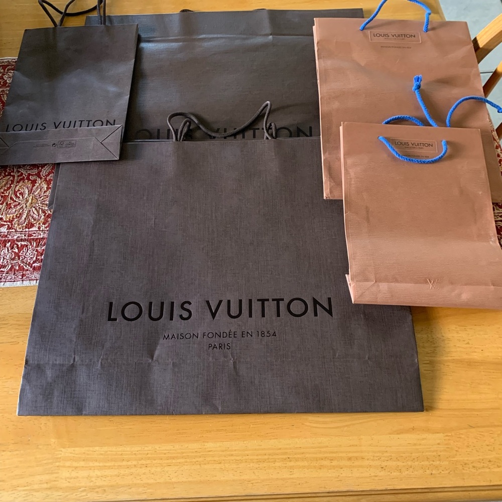 Lot of LV shopping Bags